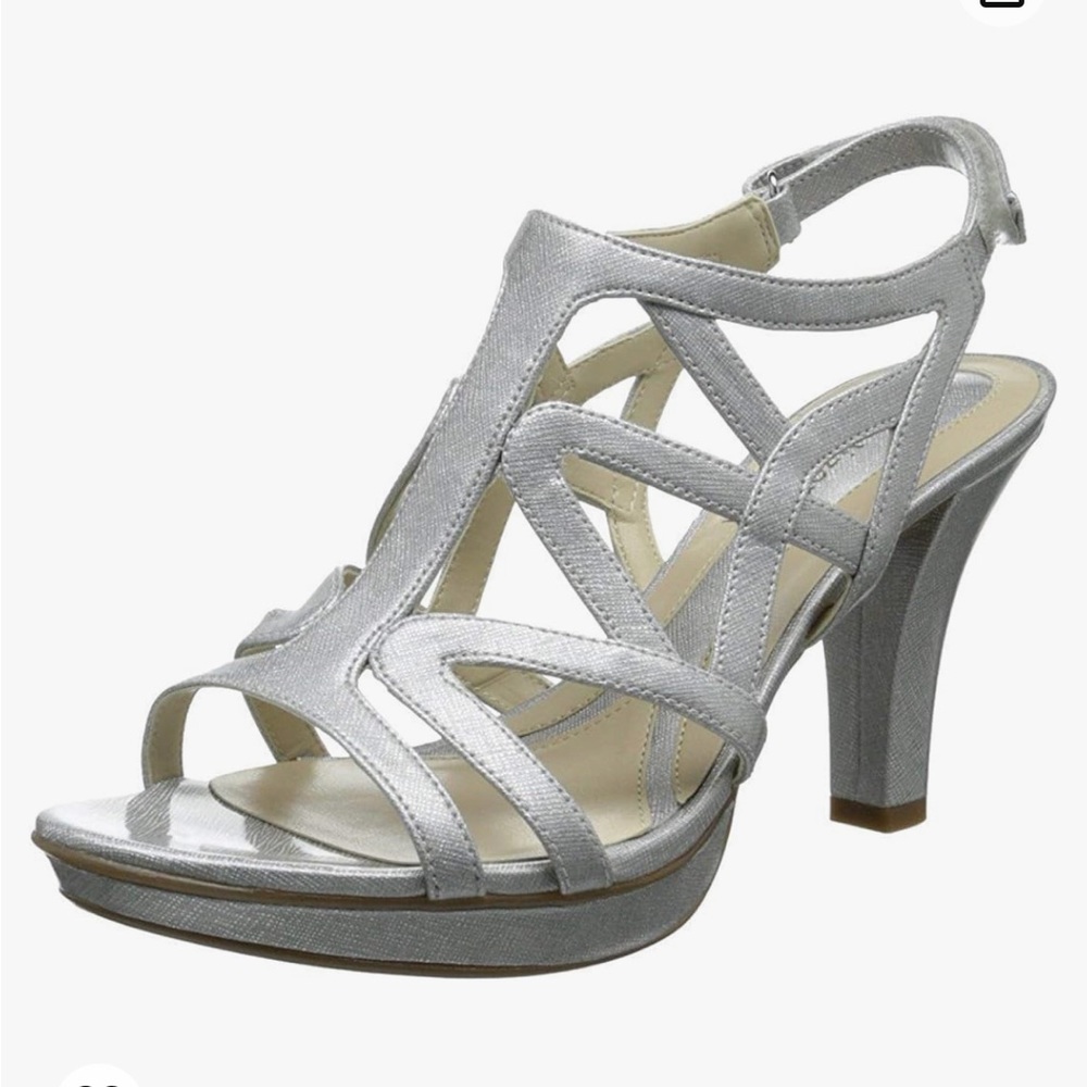 Naturalizer’s Danya platform dress sandal - Picture 7 of 7